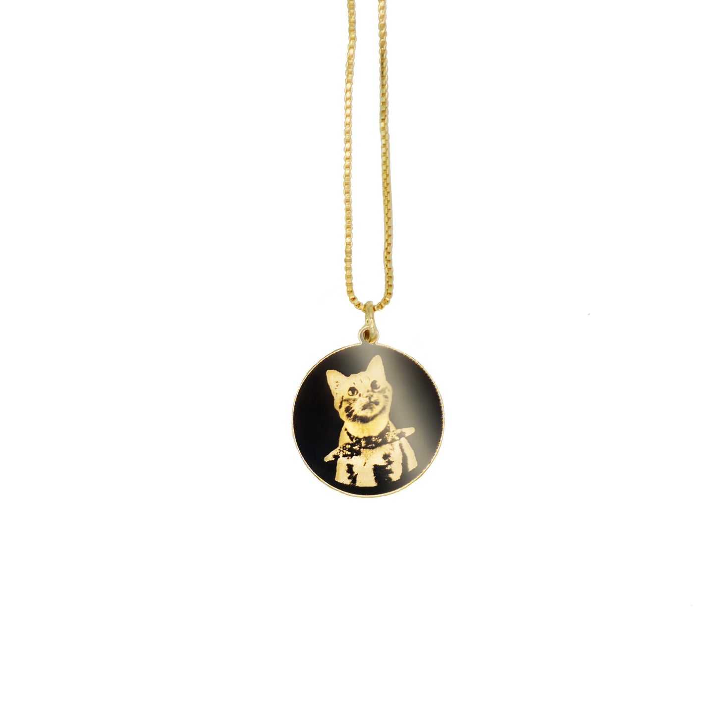 Gargantilha com pingente personalizado banhado a ouro 18k - Biju & Cia.