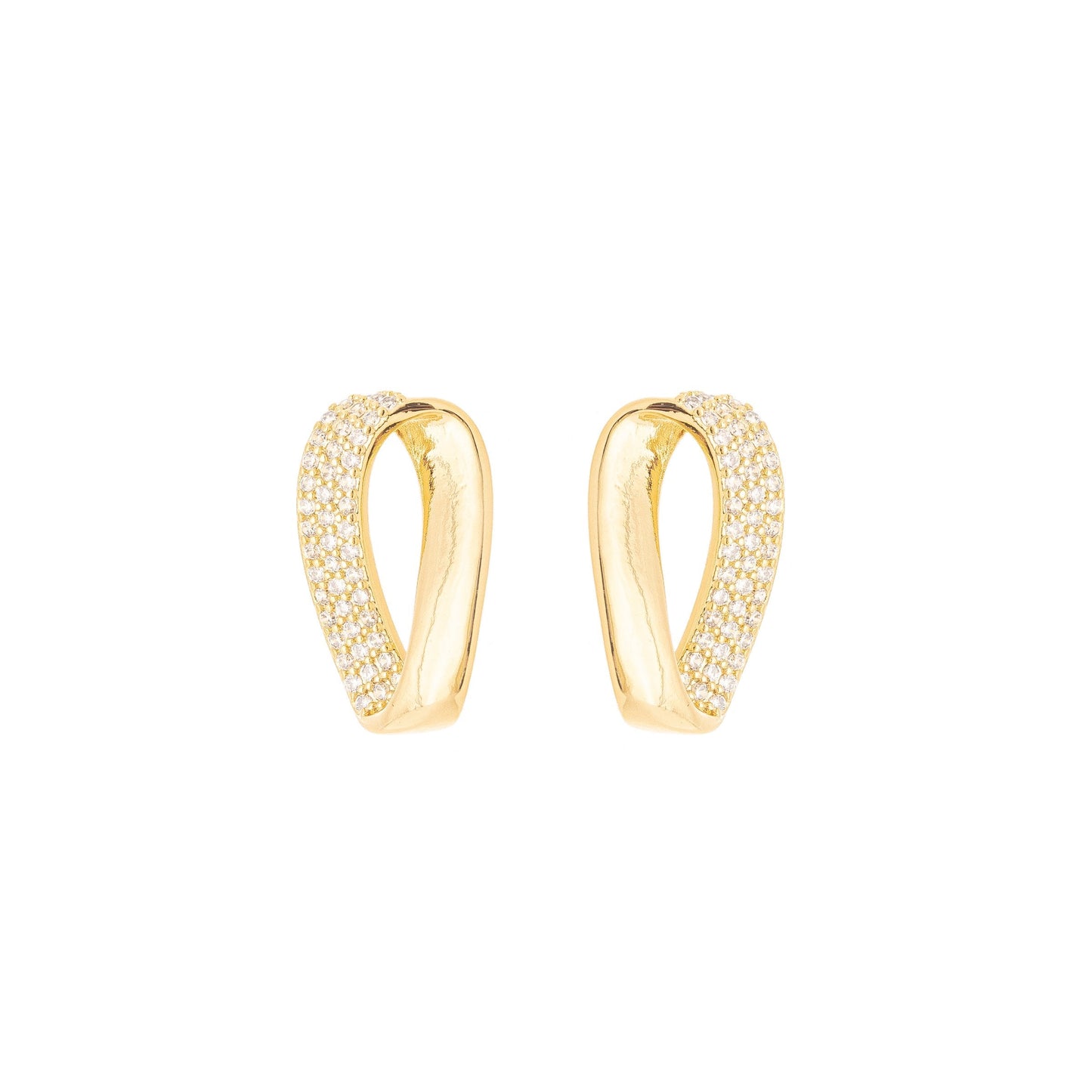 Brinco oval com zircônias banhado a ouro 18k - Biju & Cia.
