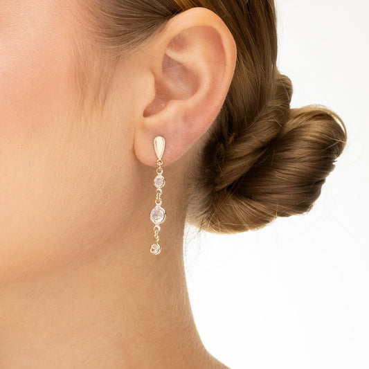Brinco zircônias banhado a ouro 18k