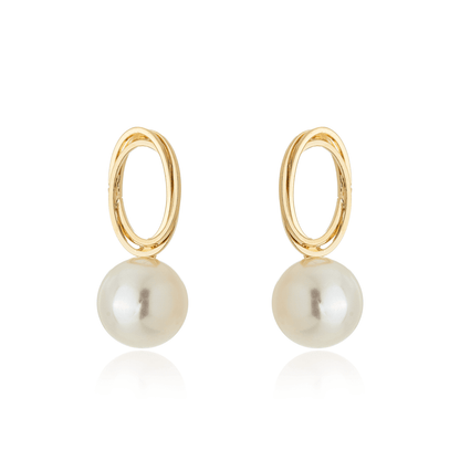 Brinco oval com pérola banhado a ouro 18k - Biju & Cia.