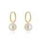 Brinco oval com pérola banhado a ouro 18k - Biju & Cia.