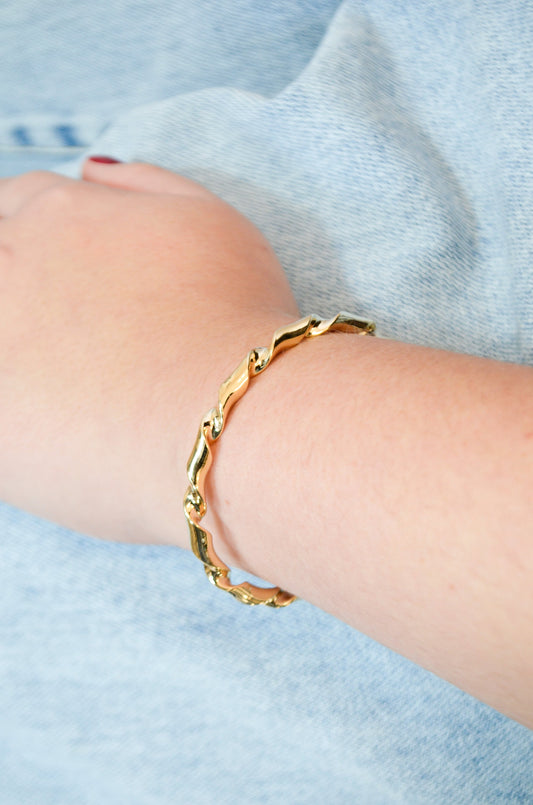Bracelete fio torcido banhado a ouro 18k - Biju & Cia.