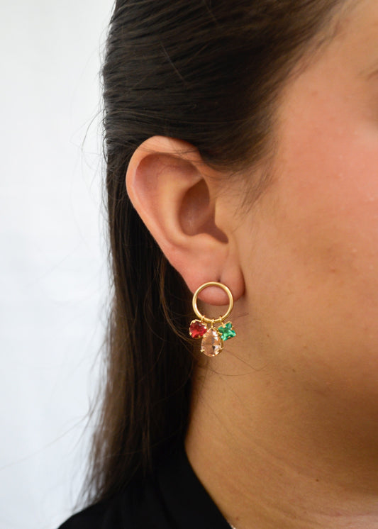 Brinco de círculos com pedras coloridas penduradas banhado a ouro 18k - Biju & Cia.