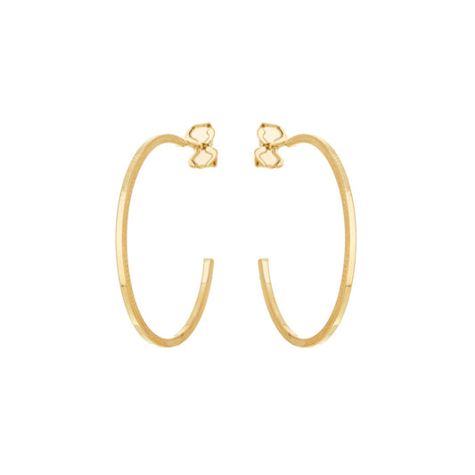 Argola média com fio quadrado banhada a ouro 18k - Biju & Cia.