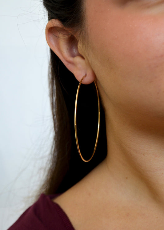 Argola grande passante banhada a ouro 18k - Biju & Cia.