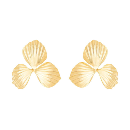 Brinco de flor banhado a ouro 18k - Biju & Cia.