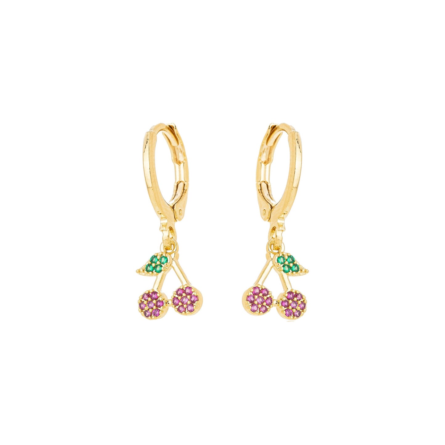 Brinco de argola articulada com pingente de cereja cravejada banhado a ouro 18k - Biju & Cia.