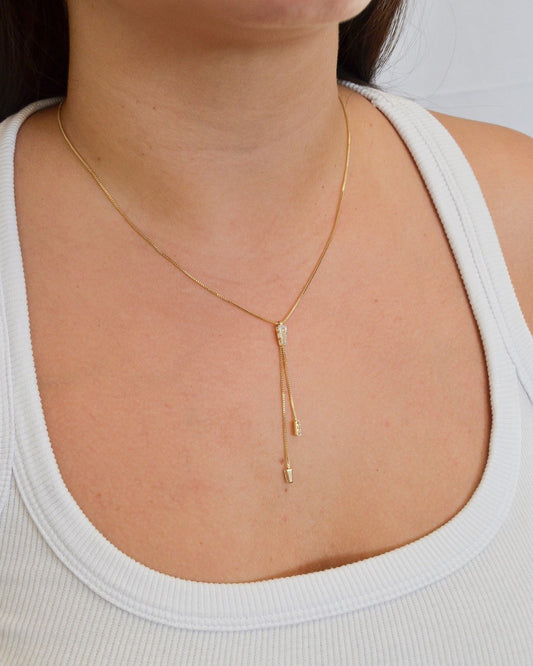 Gargantilha gravata com zircônias banhada a ouro 18k - Biju & Cia.