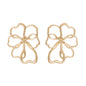 Brinco de flor vazado banhado a ouro 18k - Biju & Cia.