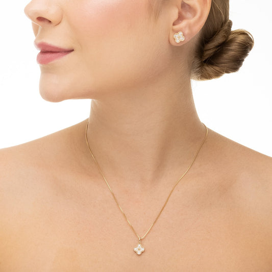 Conjunto flor com zircônias banhada a ouro 18k