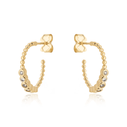 Brinco de argola com zircônias banhado a ouro 18k - Biju & Cia.