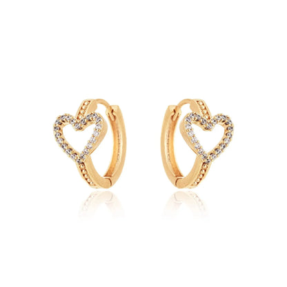 Argola com coração cravejado banhada a ouro 18k - Biju & Cia.