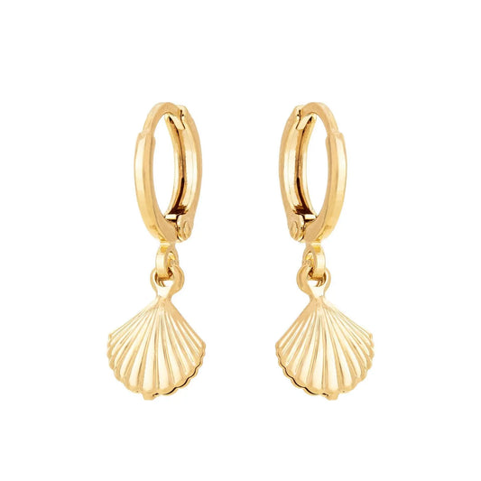 Brinco de argola articulada com pingente de concha banhado a ouro 18k - Biju & Cia.