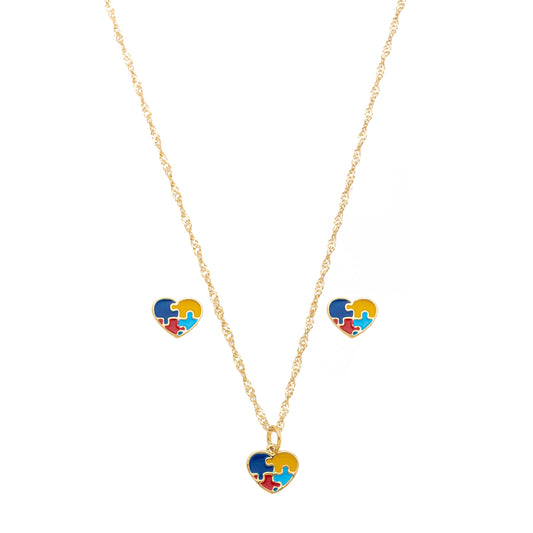 Conjunto de coração com simbologia do autismo resinado banhado a ouro 18k - Biju & Cia.