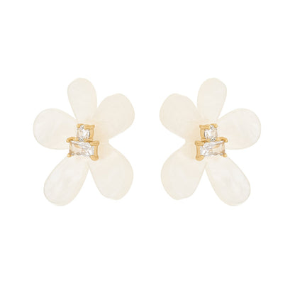 Brinco flor com madre pérola e zircônia banhado a ouro 18k