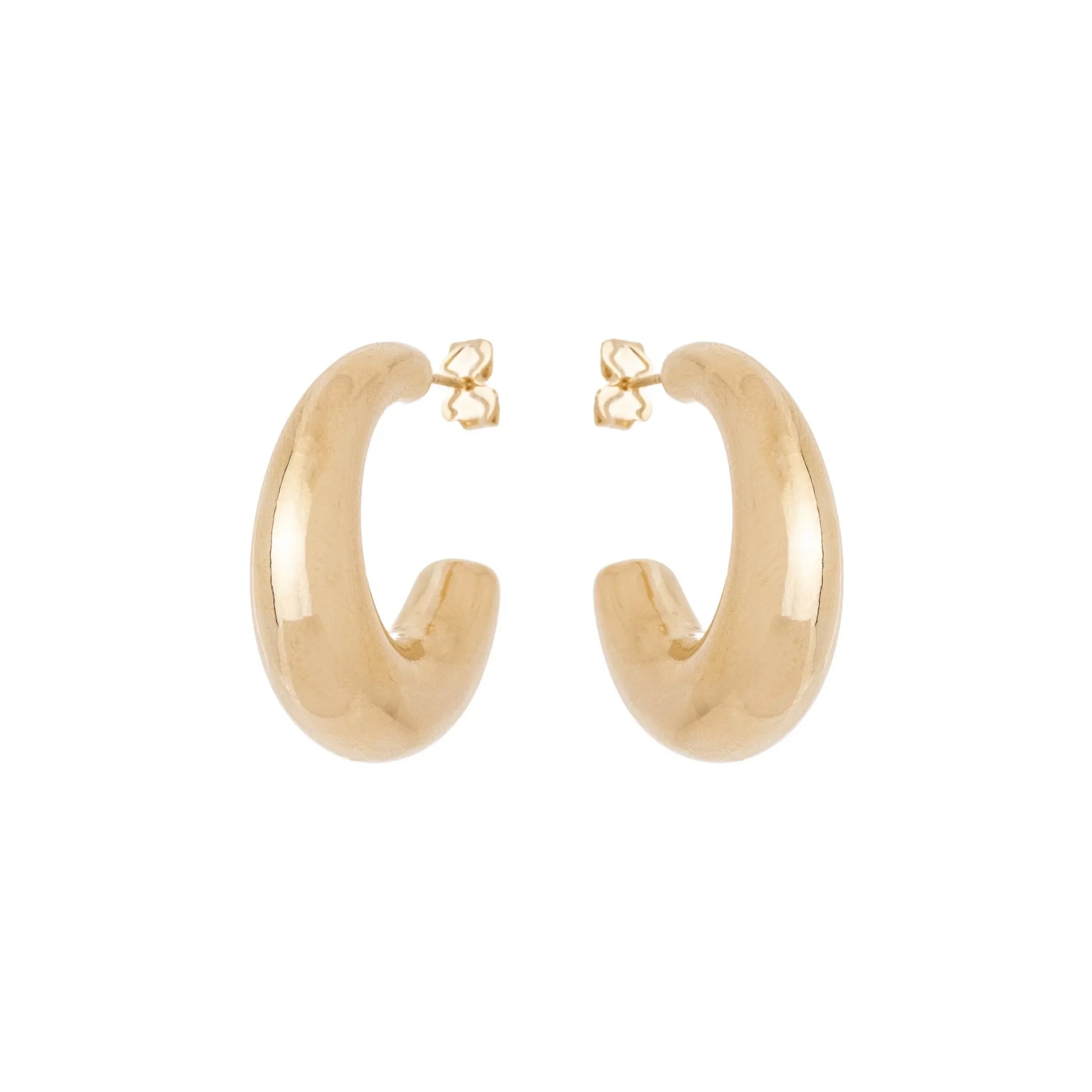 Brinco de argola de tubo média lisa banhado a ouro 18k - Biju & Cia.