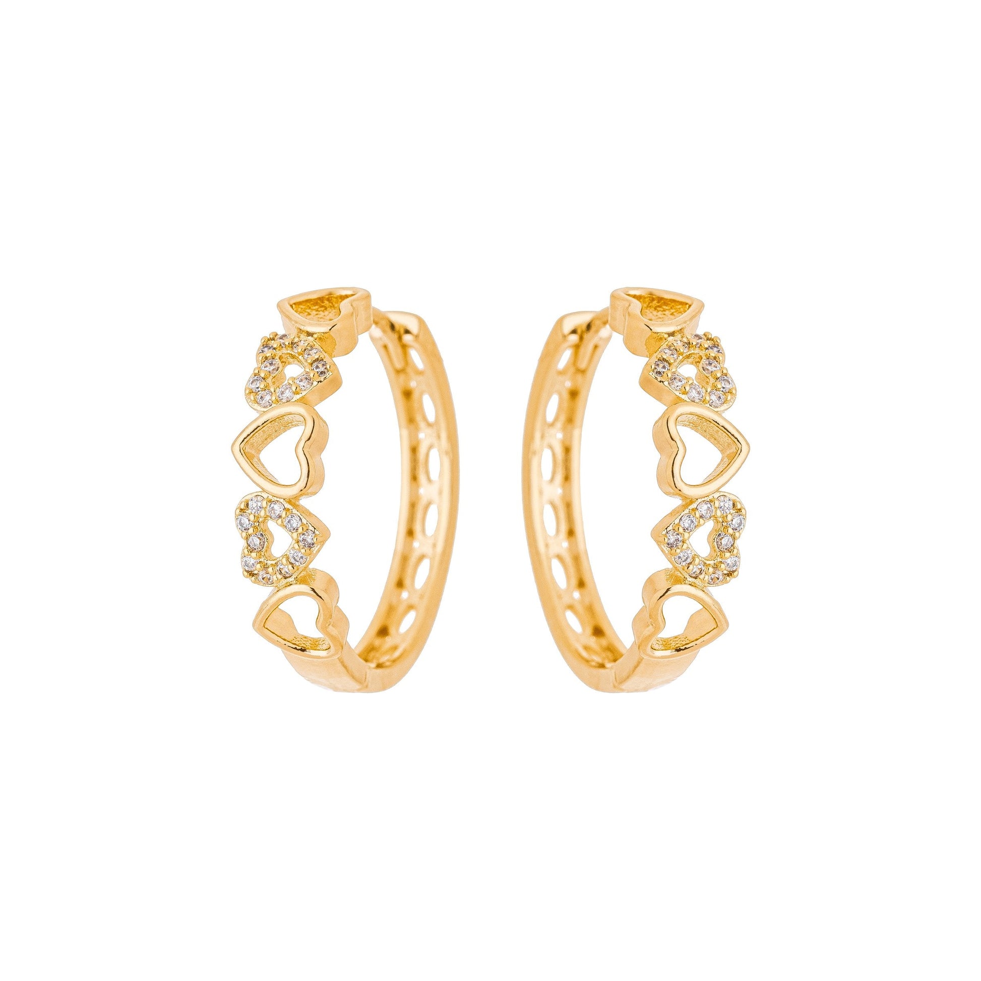 Brinco de argola articulada com corações e zircônias banhado a ouro 18k - Biju & Cia.
