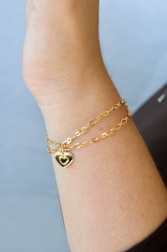 Pulseira dupla com coração banhada a ouro 18k - Biju & Cia.