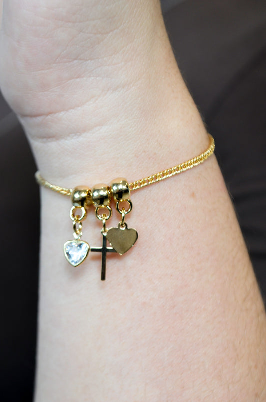 Pulseira com coração e cruz banhada a ouro 18k - Biju & Cia.