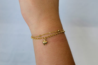 Pulseira dupla com bolinhas e coração banhada a ouro 18k - Biju & Cia.