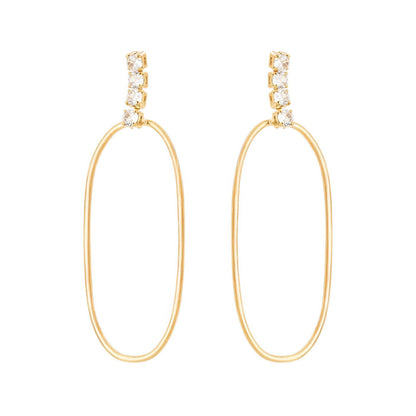Brinco oval com zircônias banhado a ouro 18k - Biju & Cia.