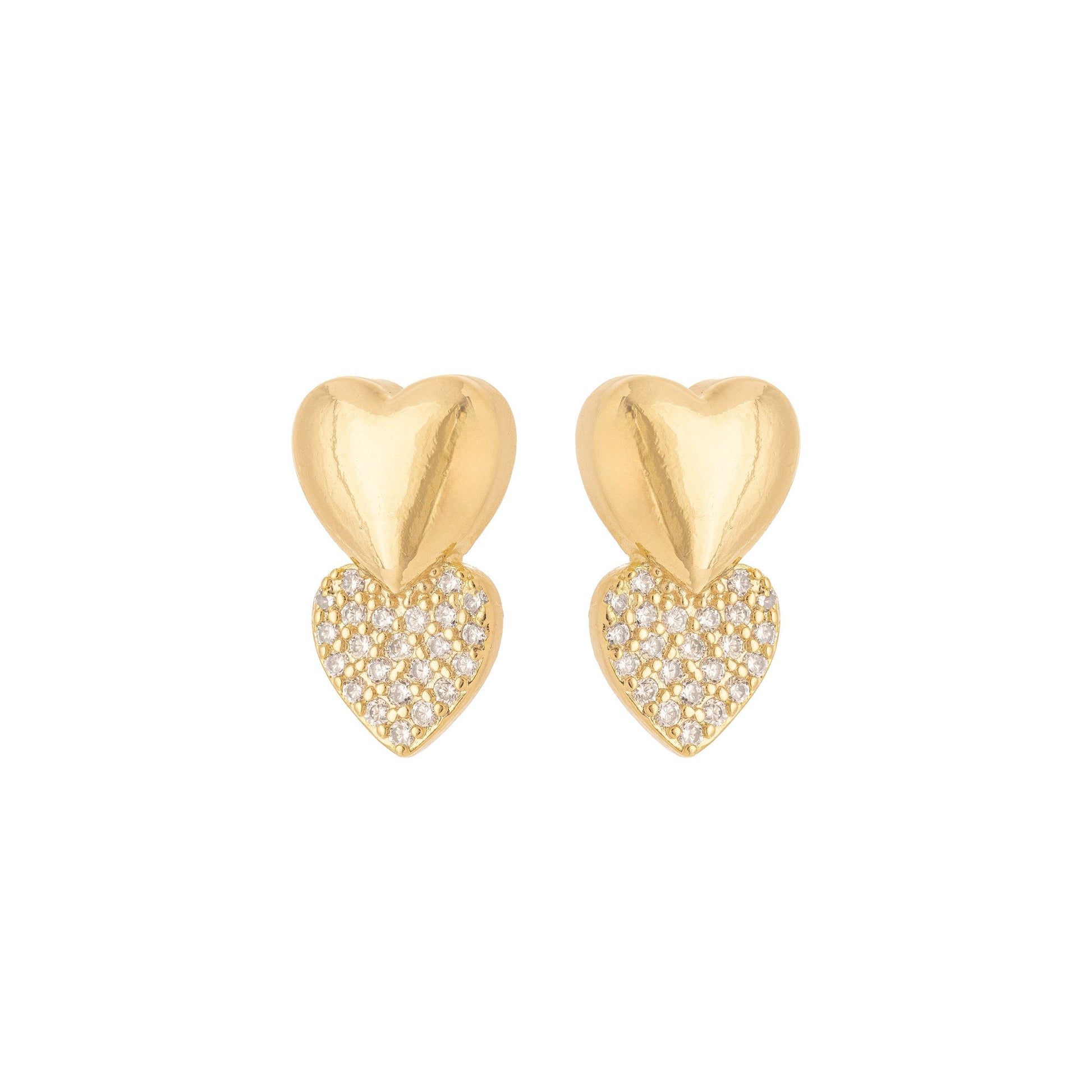 Brinco com dois corações com zircônias banhado a ouro 18k - Biju & Cia.