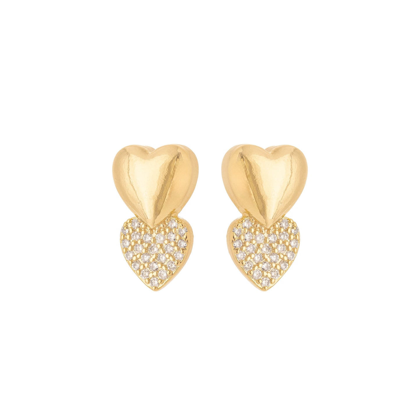 Brinco com dois corações com zircônias banhado a ouro 18k - Biju & Cia.