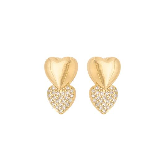 Brinco com dois corações com zircônias banhado a ouro 18k - Biju & Cia.