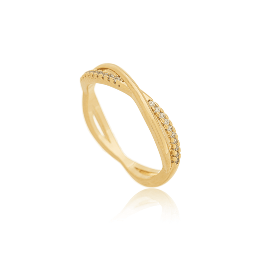 Anel com zircônias banhado a ouro 18k